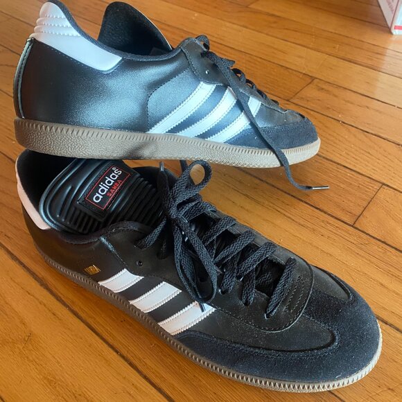 Addidas Samba Classic Black w/ Gum Sole - Size 11.5 M - Picture 3 of 5